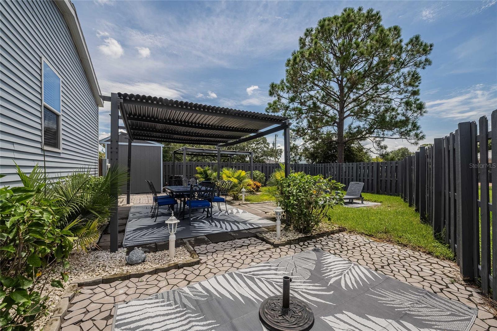 Image 29 of 38 For 25294 Canterbury Drive