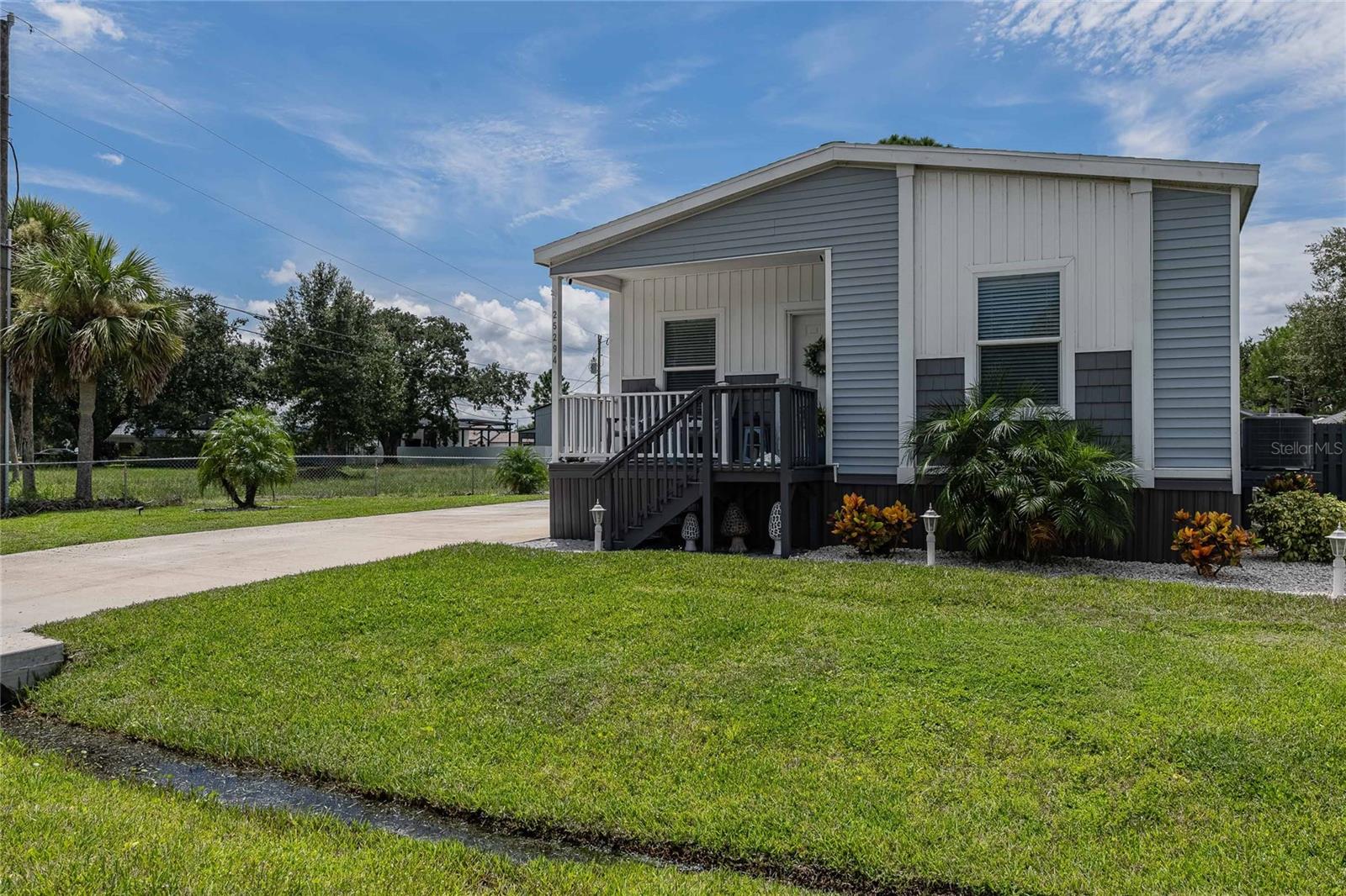 Image 3 of 38 For 25294 Canterbury Drive