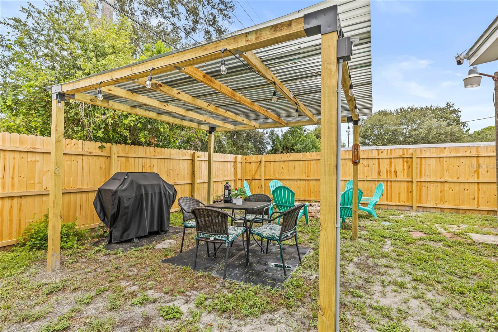 Image 11 of 41 For 1232 Pineview Avenue
