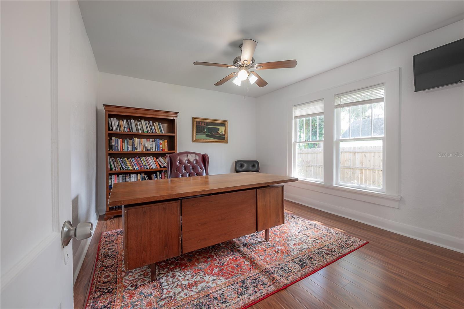 Image 18 of 27 For 207 Hiawatha Street