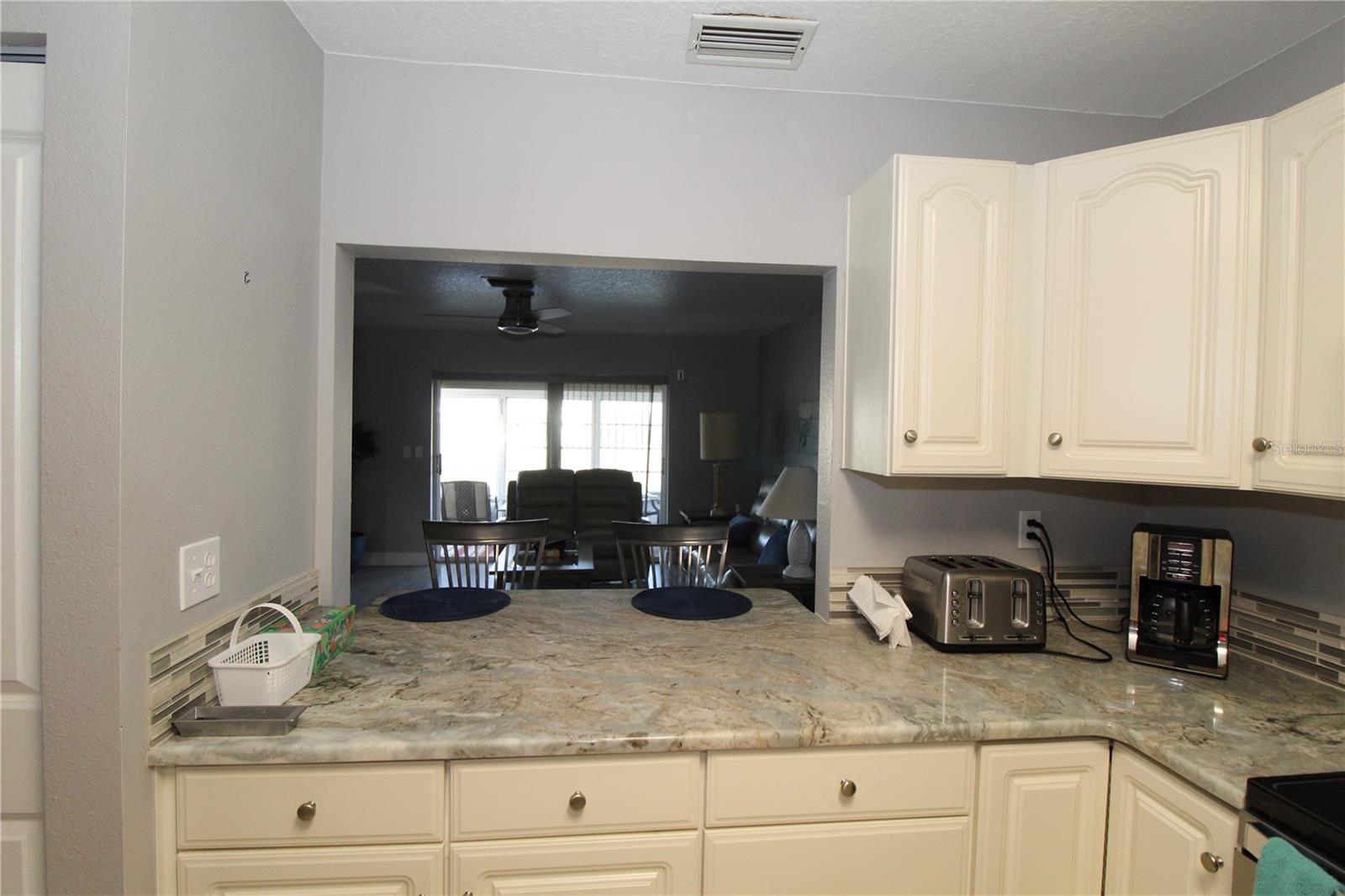 Image 13 of 51 For 321 Club Manor Drive