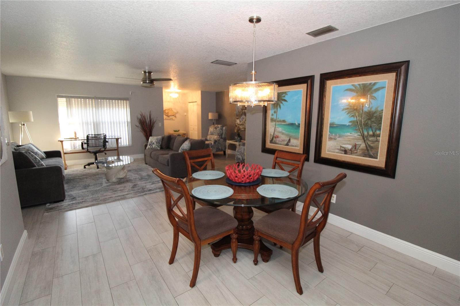 Image 8 of 51 For 321 Club Manor Drive