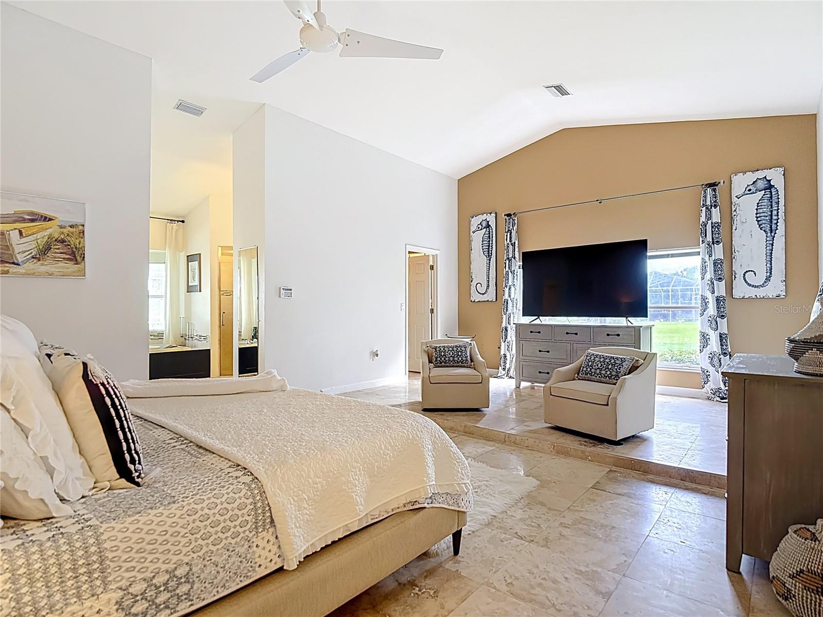Image 39 of 73 For 11009 Woodland Waters Boulevard