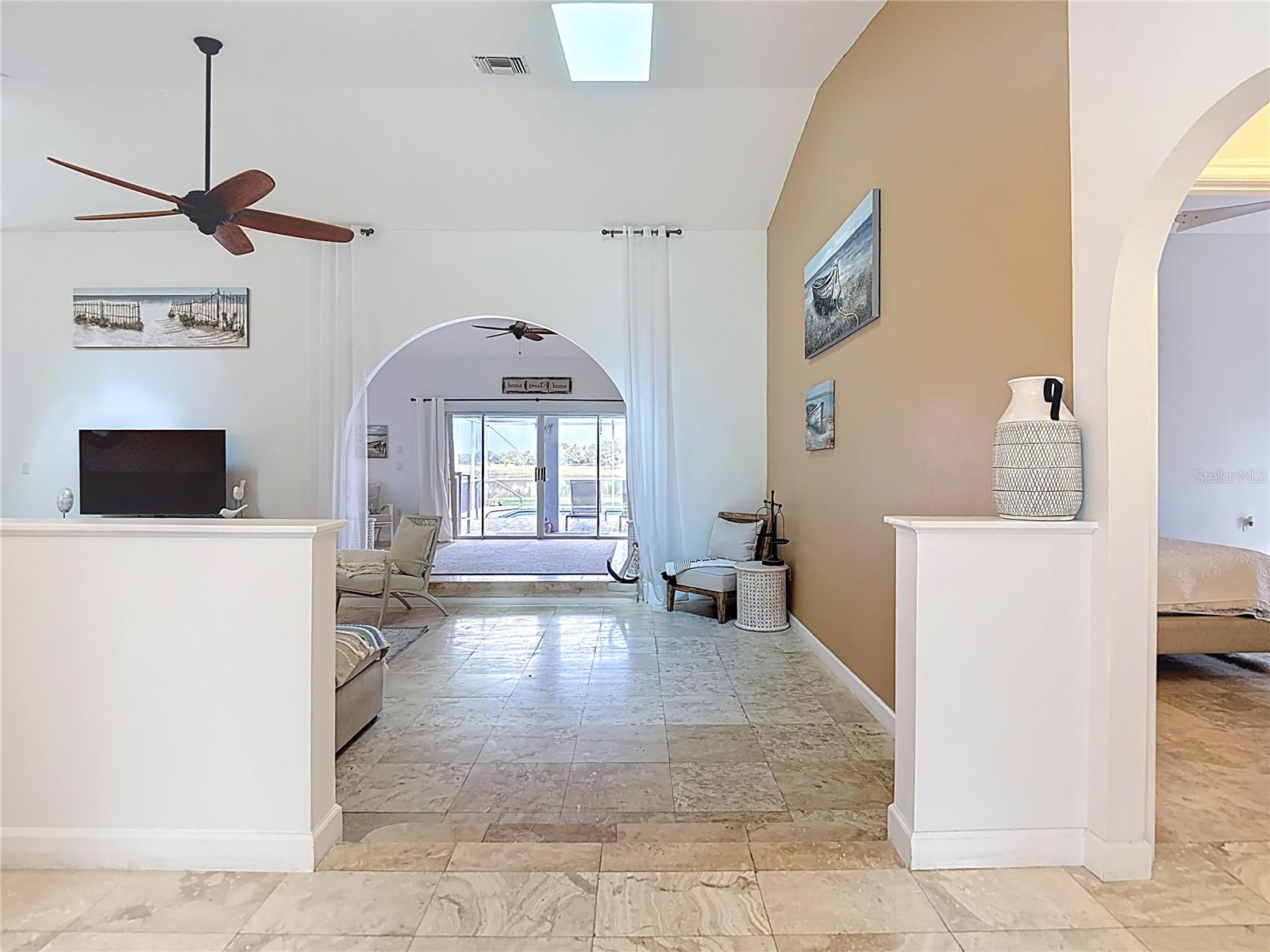 Image 8 of 73 For 11009 Woodland Waters Boulevard