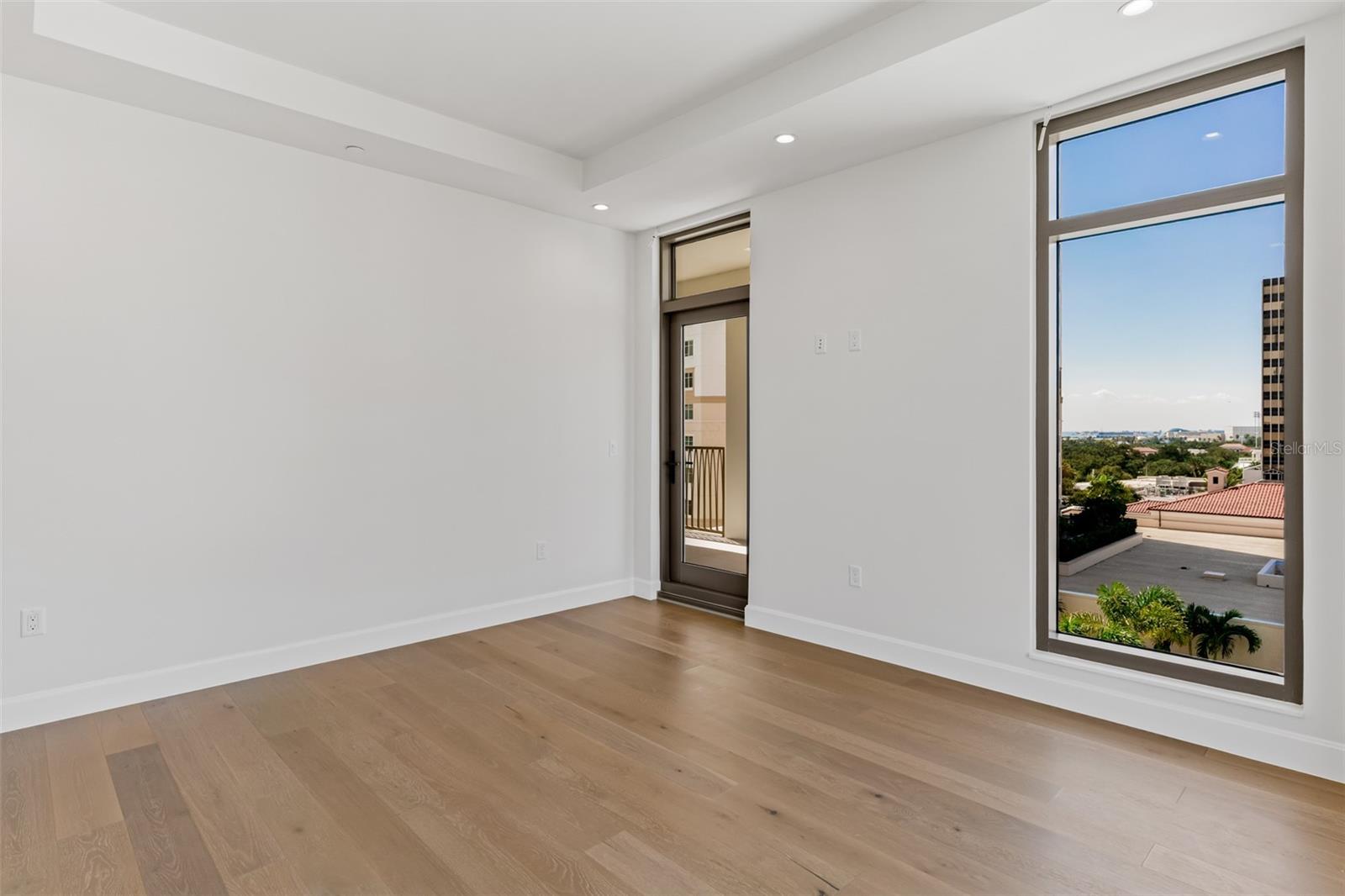 Image 41 of 68 For 126 4th Avenue Ne 602