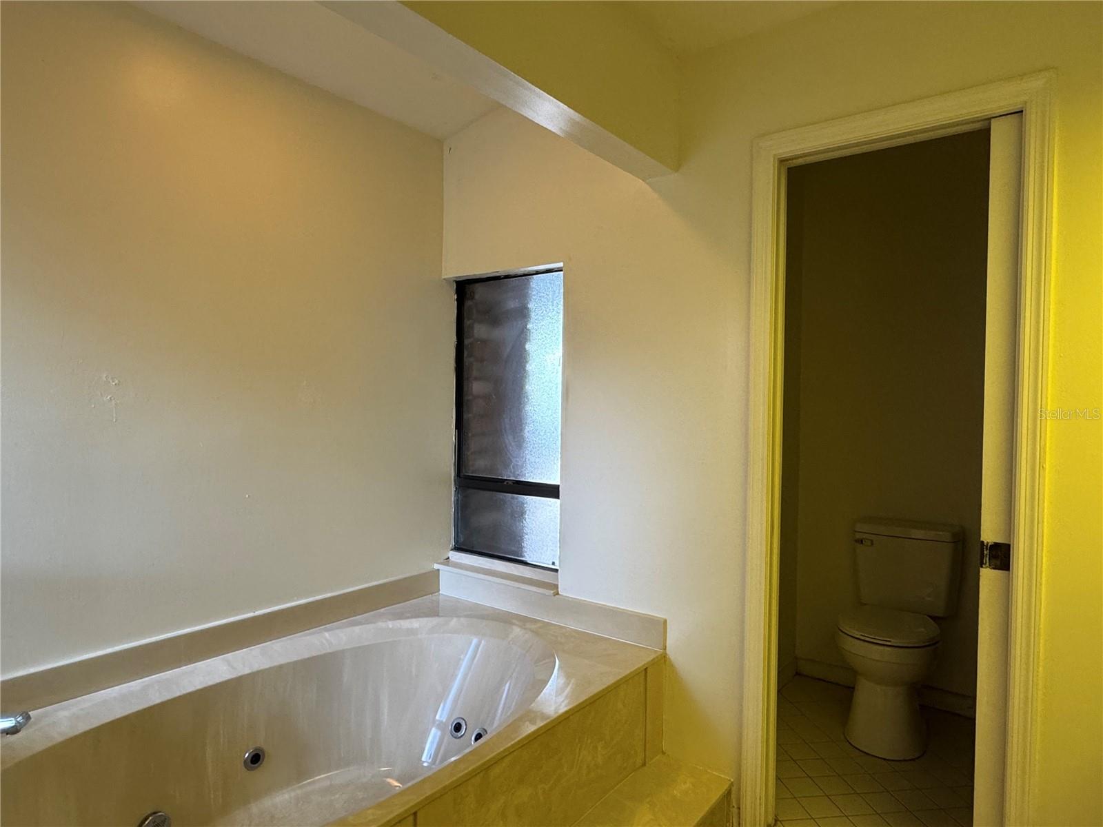 Image 18 of 23 For 3818 Hanover Hill Drive