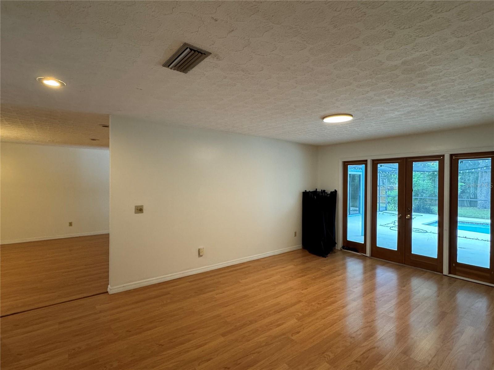 Image 4 of 23 For 3818 Hanover Hill Drive