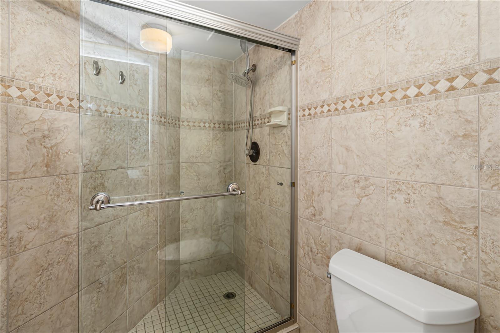 Image 18 of 34 For 6279 Sun Boulevard 602