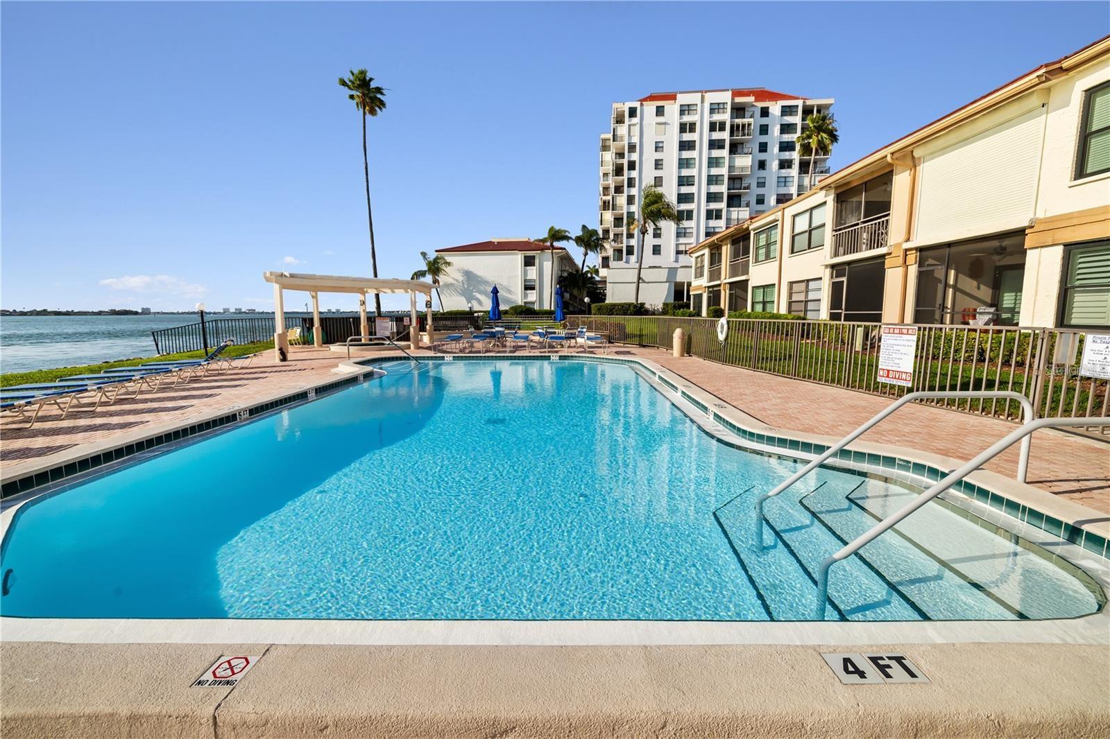 Image 21 of 34 For 6279 Sun Boulevard 602