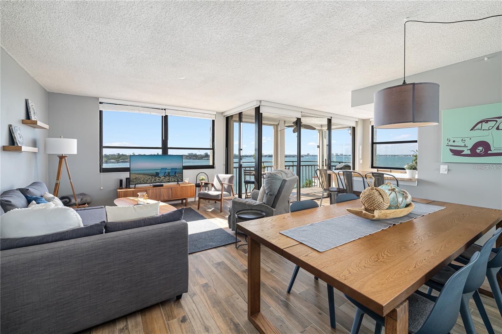 Image 4 of 34 For 6279 Sun Boulevard 602