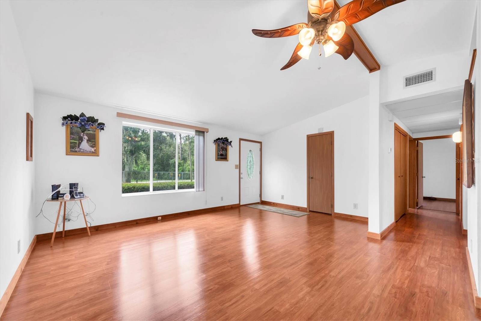 Image 9 of 59 For 11510 Tucker Road