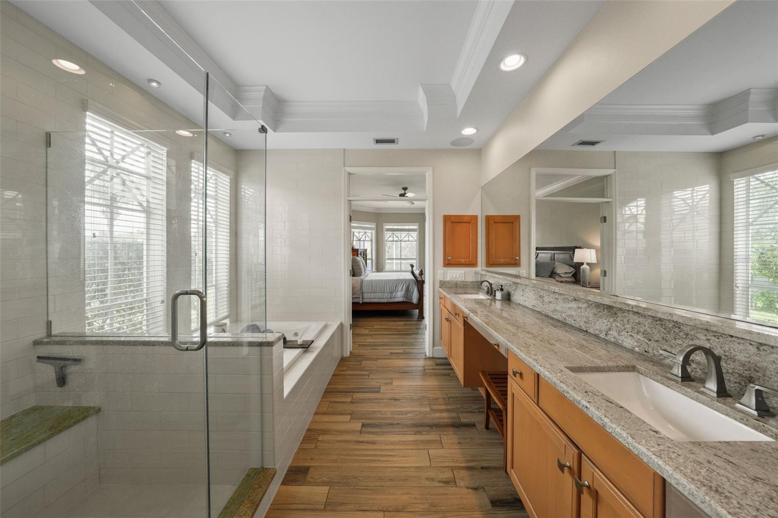 Listing photo id 23 for 3959 Mimosa Place