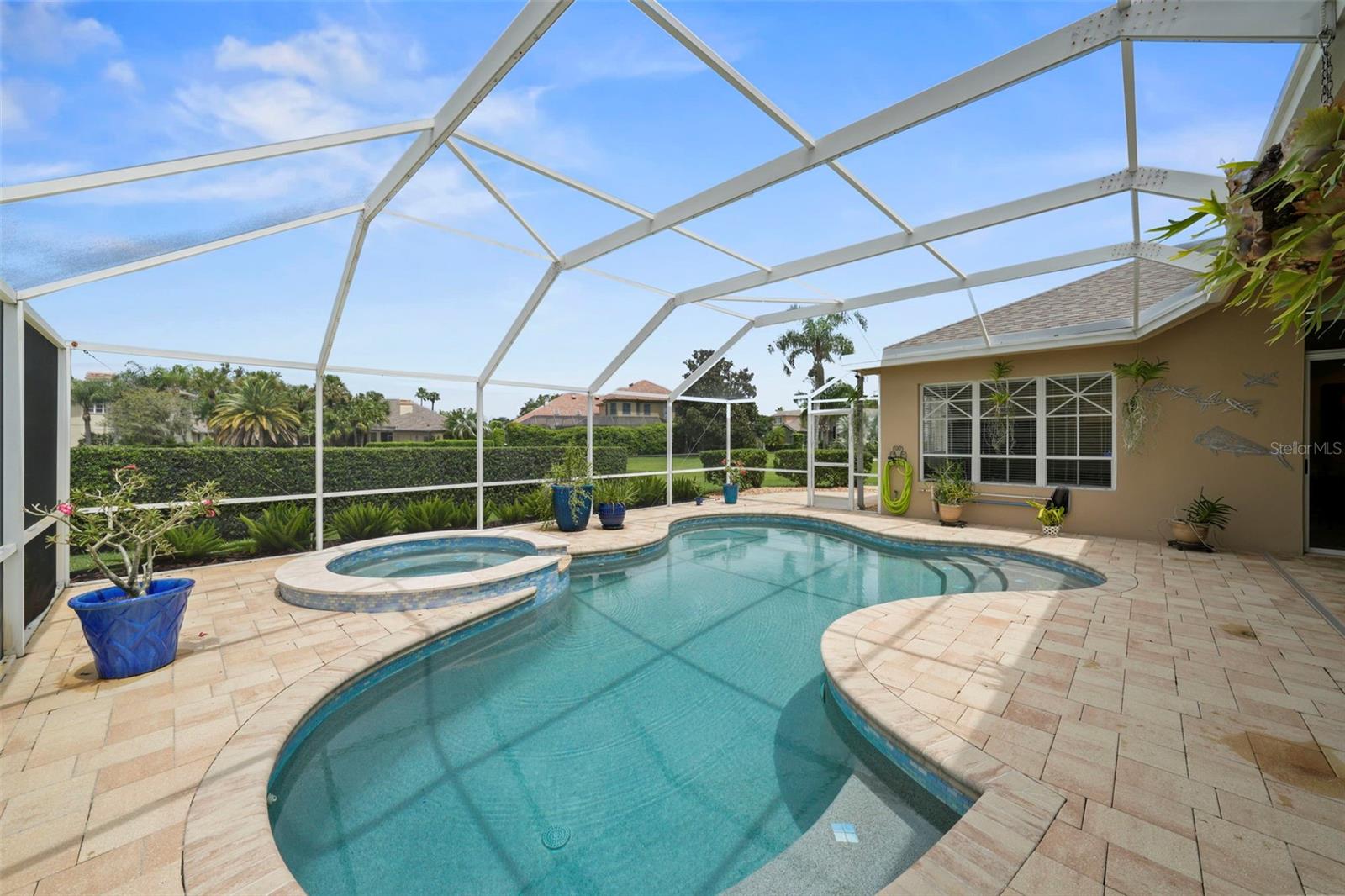 Listing photo id 37 for 3959 Mimosa Place