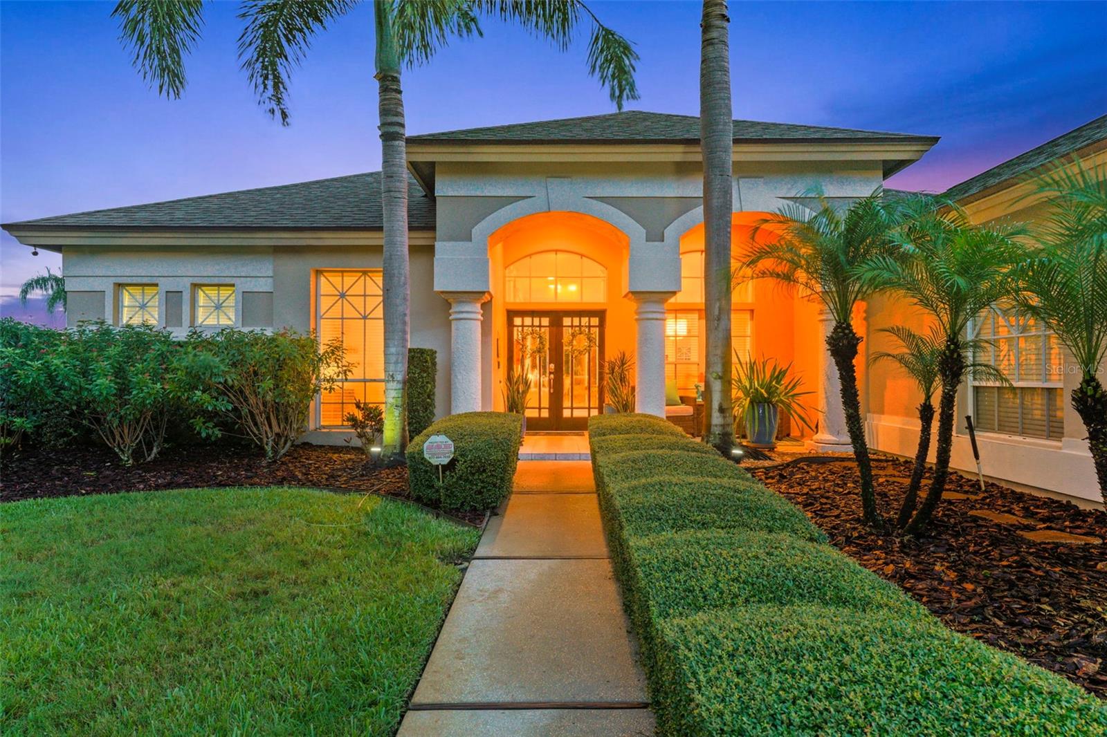 Listing photo id 47 for 3959 Mimosa Place