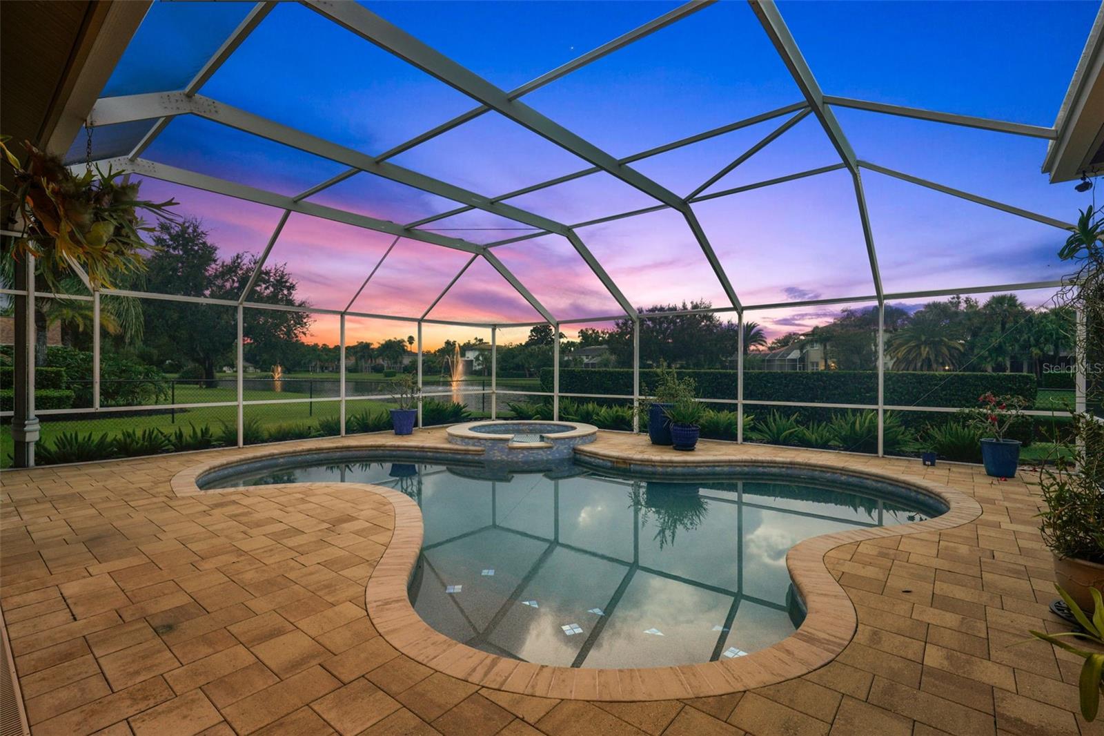 Listing photo id 54 for 3959 Mimosa Place