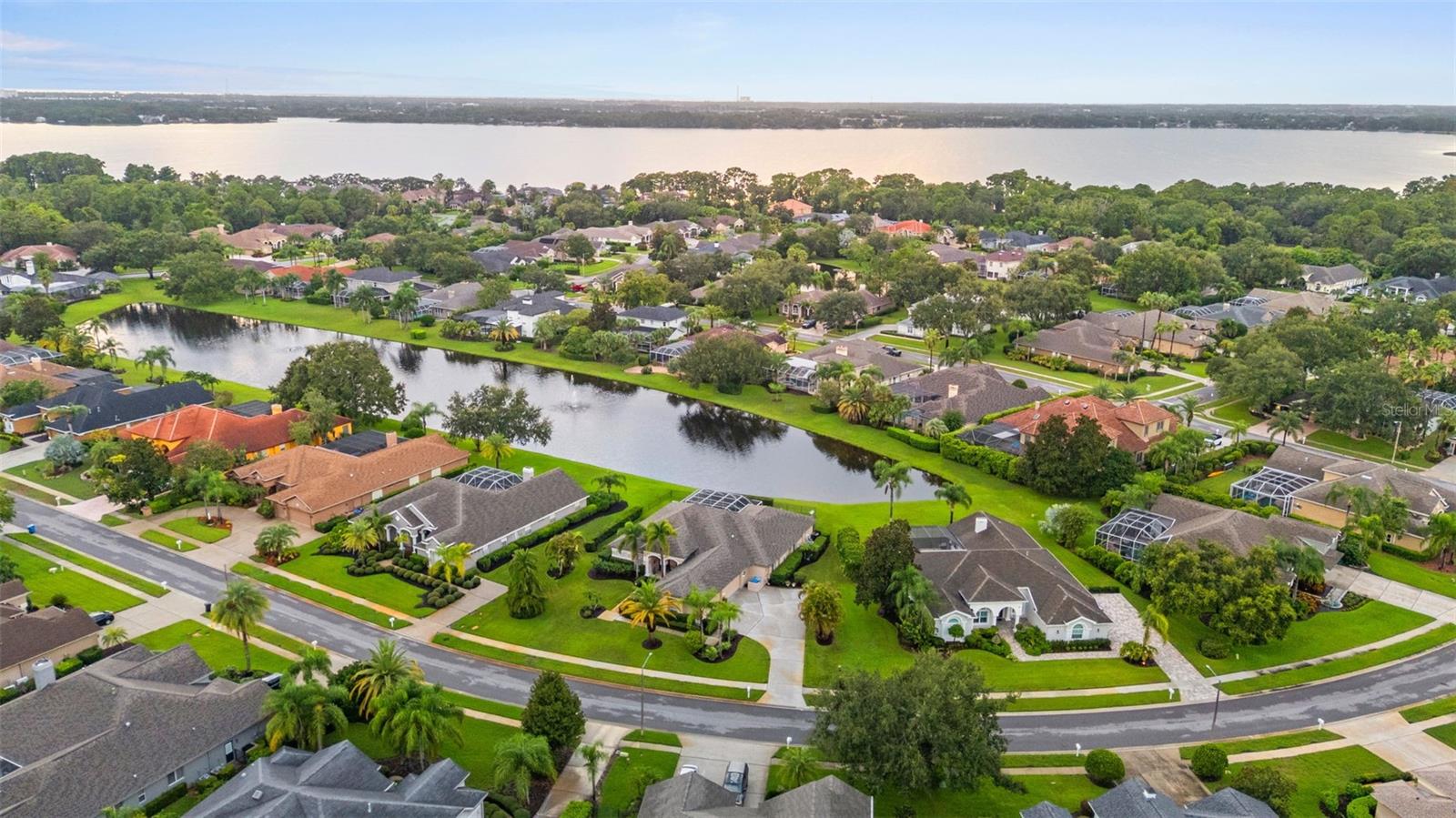 Listing photo id 67 for 3959 Mimosa Place