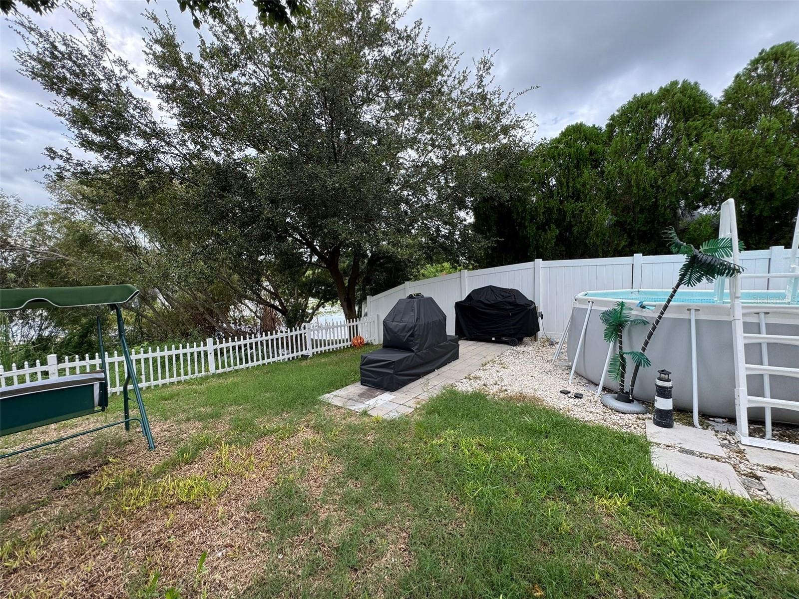 Image 29 of 38 For 12418 Queensland Lane