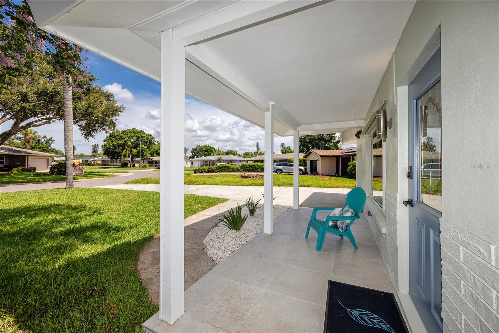 Image 11 of 39 For 933 64th Avenue S