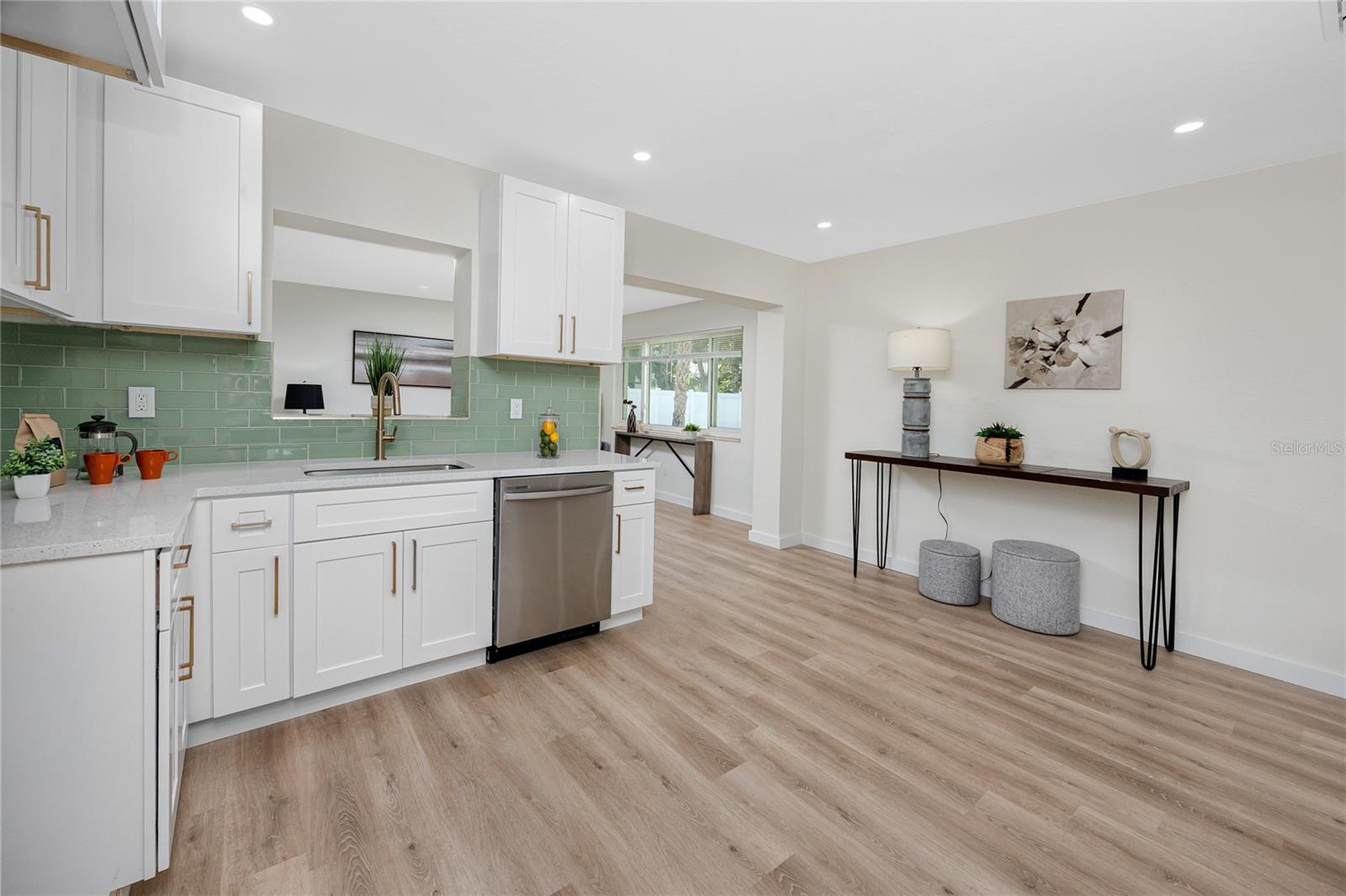 Image 19 of 39 For 933 64th Avenue S