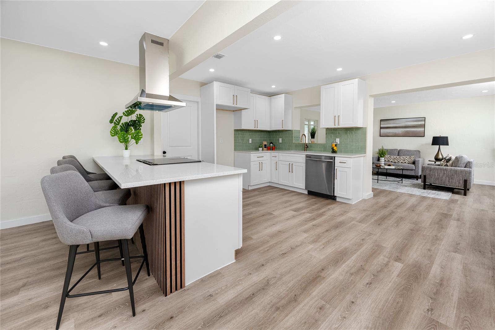 Image 3 of 39 For 933 64th Avenue S