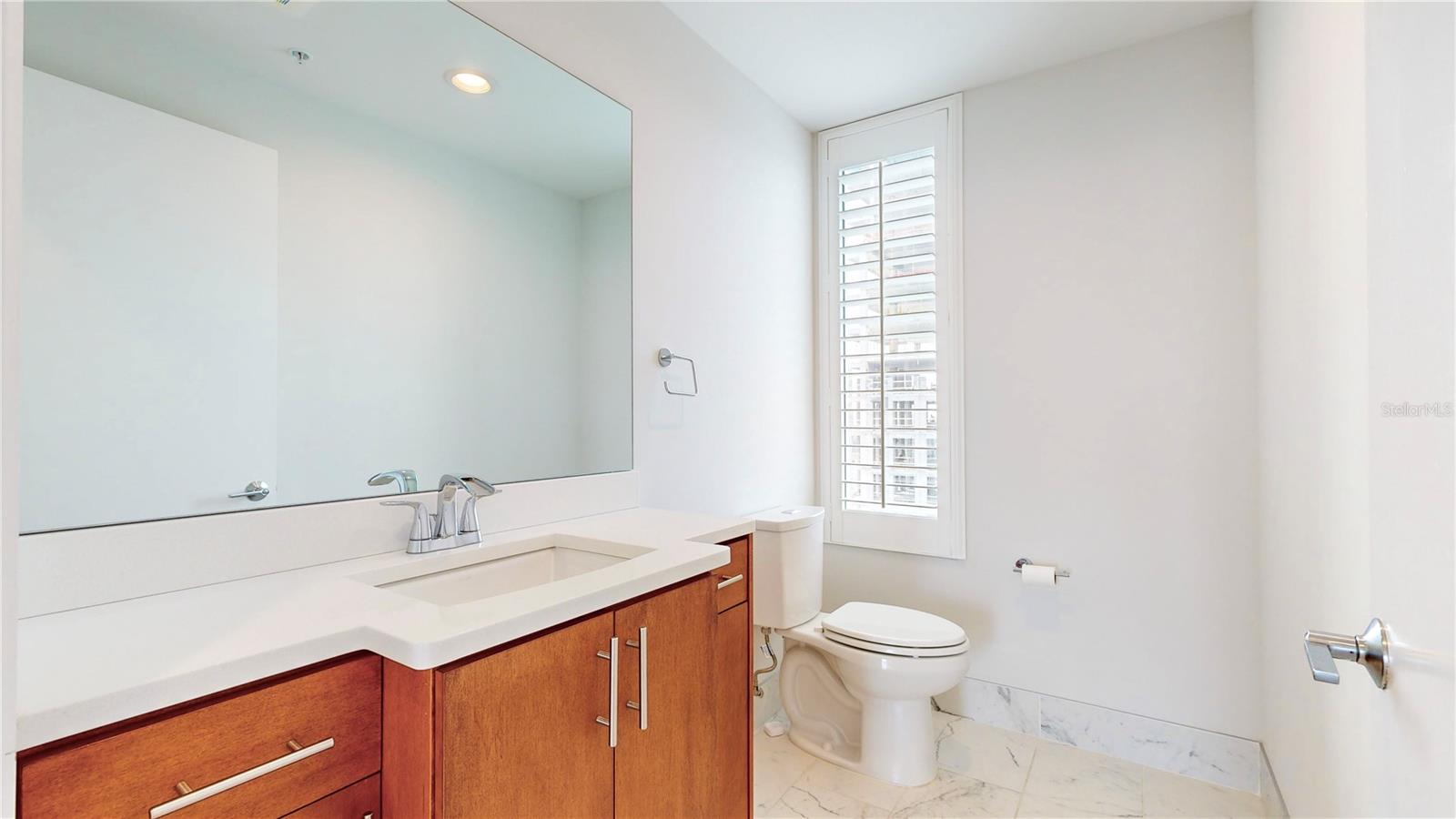 Image 35 of 59 For 176 4th Avenue Ne 1201