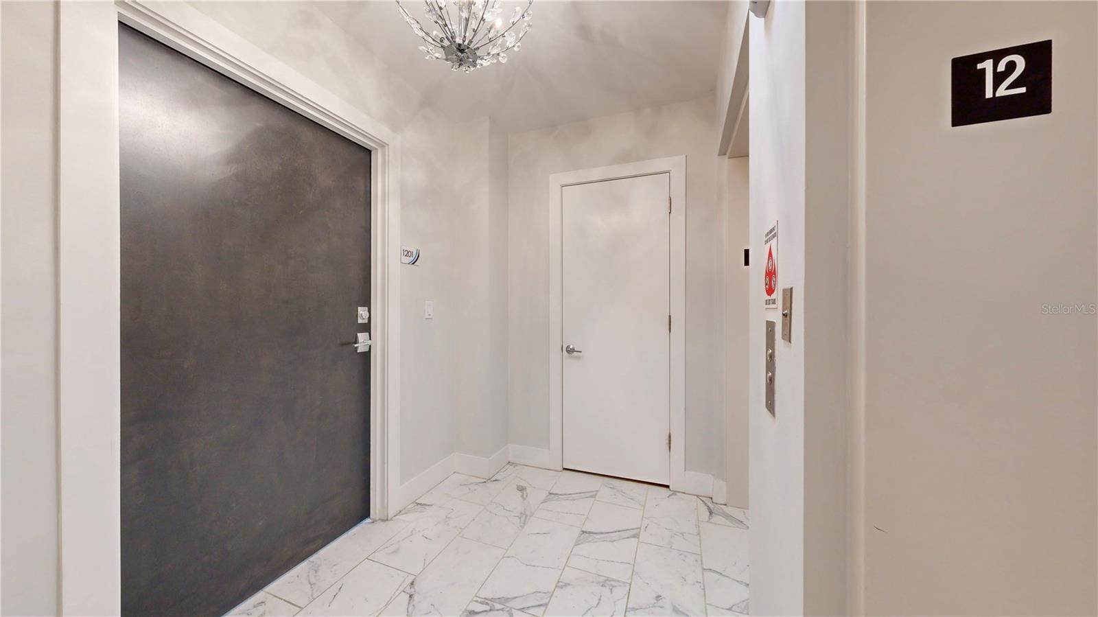 Image 4 of 59 For 176 4th Avenue Ne 1201