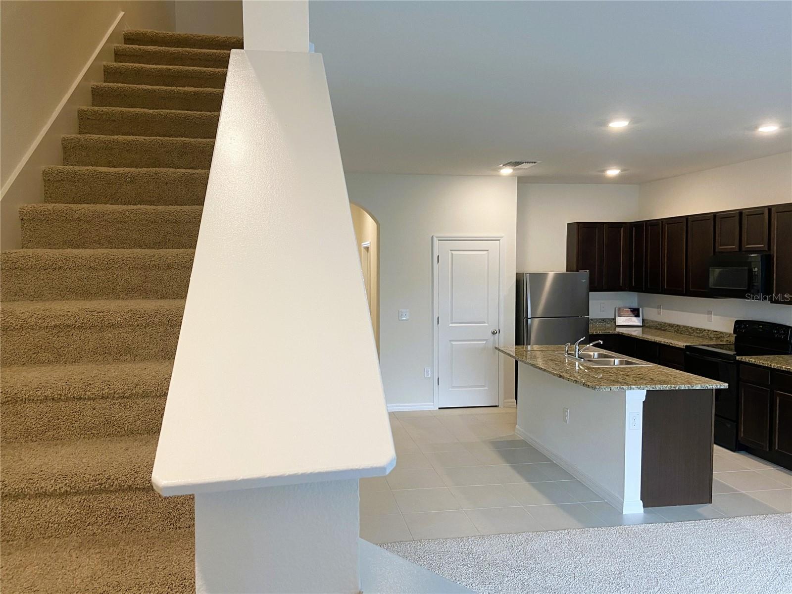 Image 10 of 22 For 2964 Suncoast Blend Drive