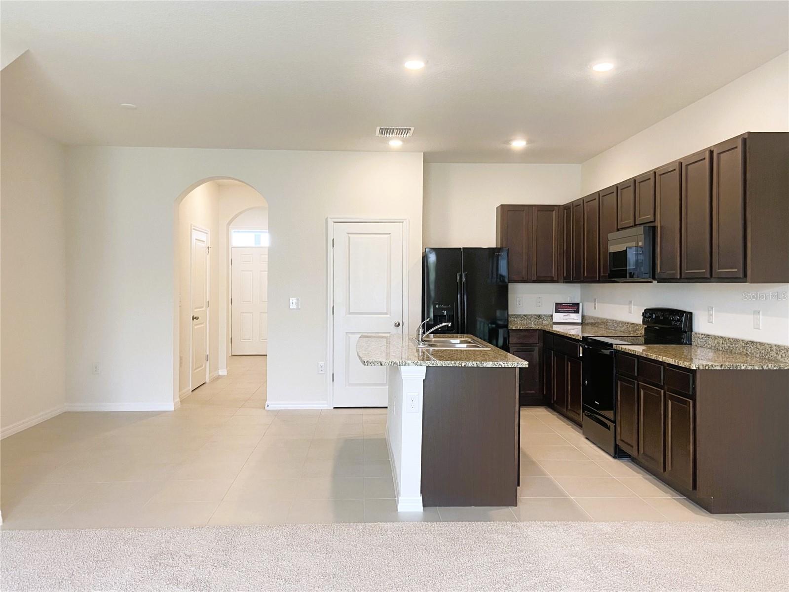 Image 2 of 22 For 2964 Suncoast Blend Drive