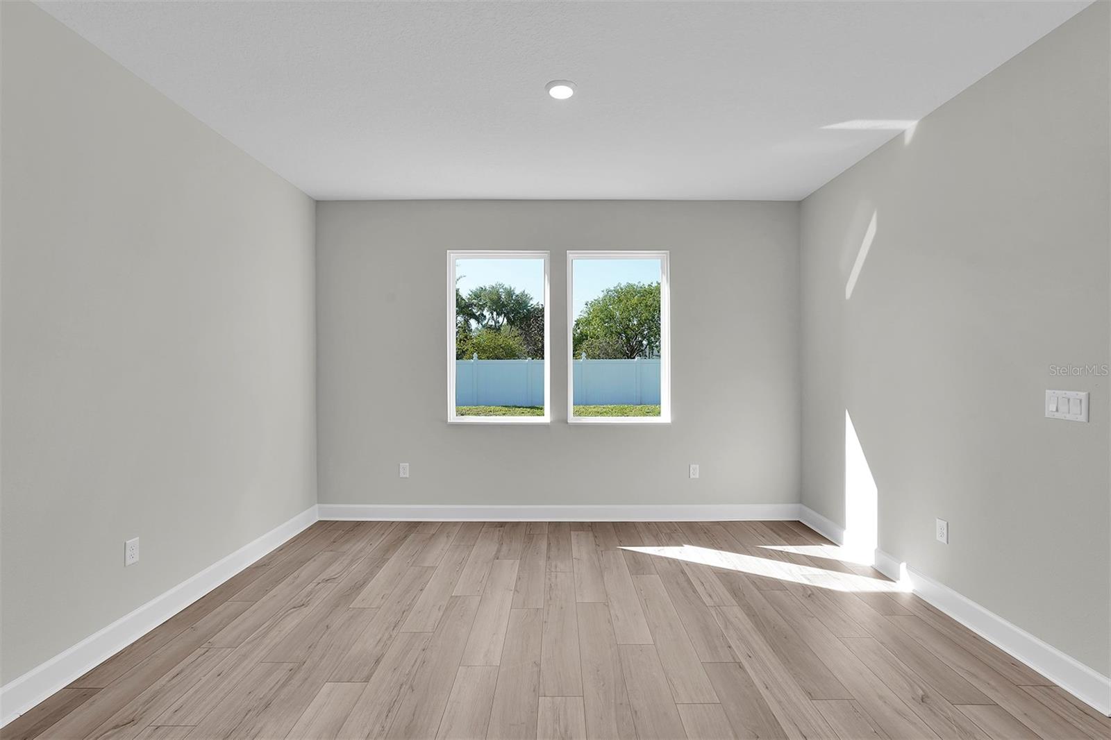 Image 11 of 21 For 14 Fifer Lane