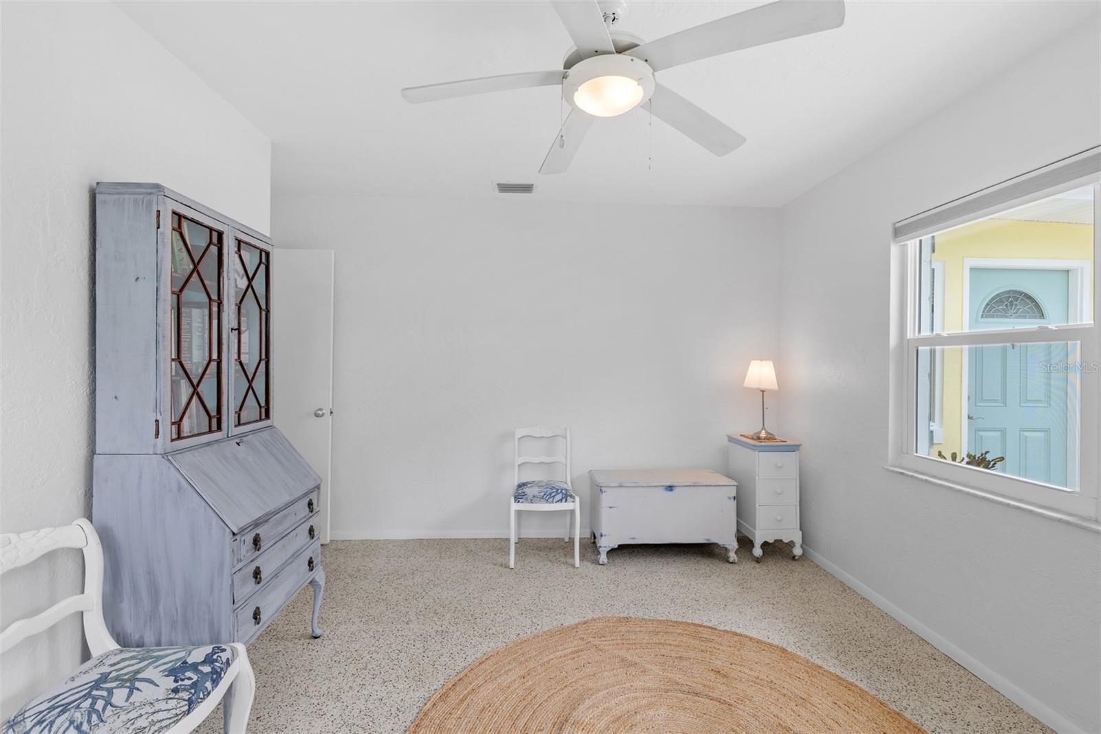 Image 35 of 52 For 222 17th Avenue S