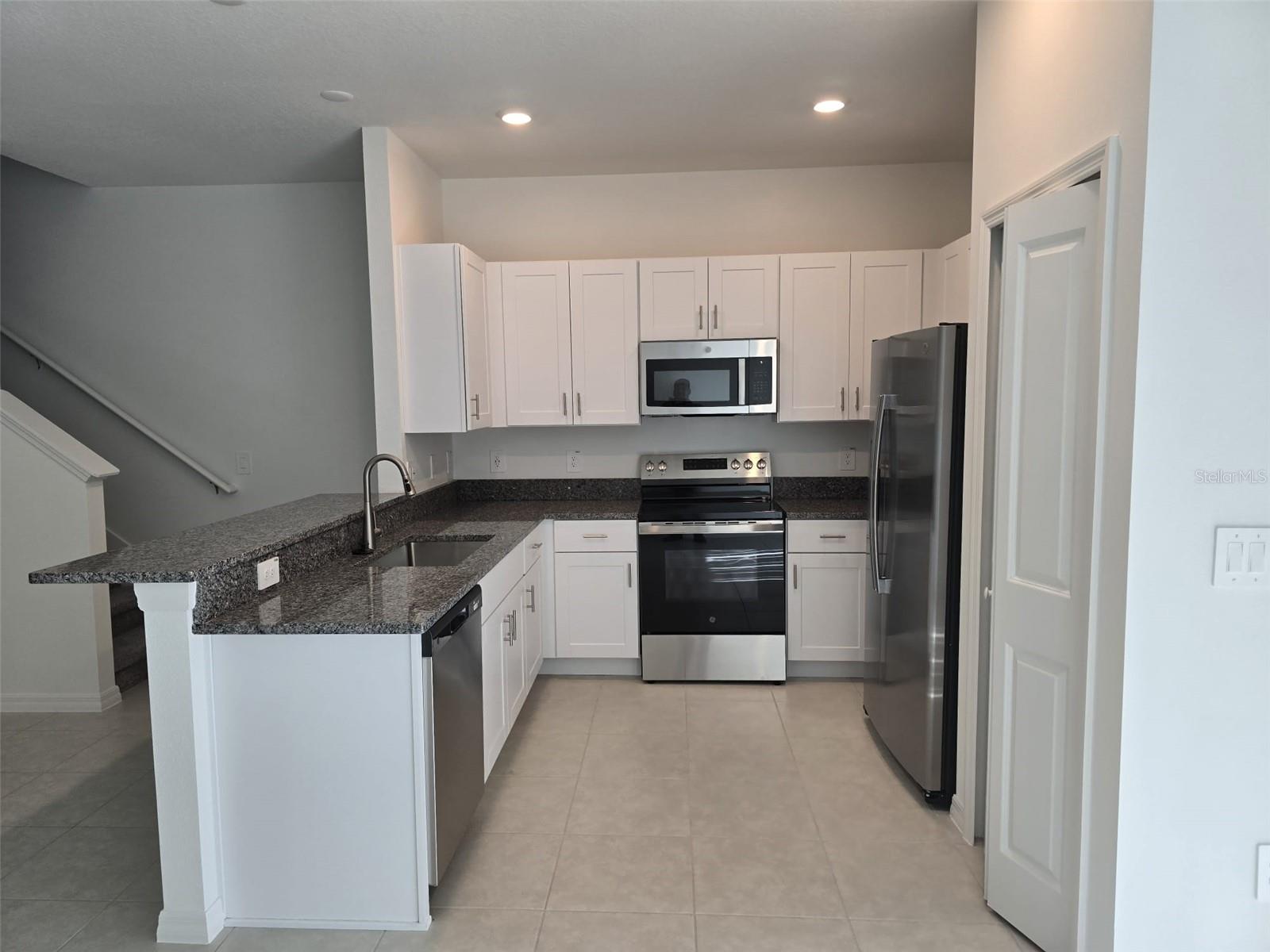 Image 4 of 35 For 11263 65th Terrace E