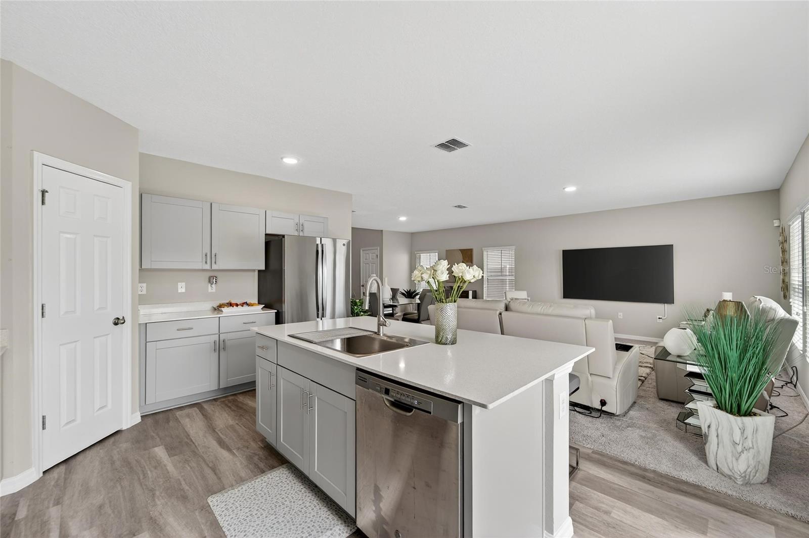 Image 14 of 70 For 12820 French Market Drive