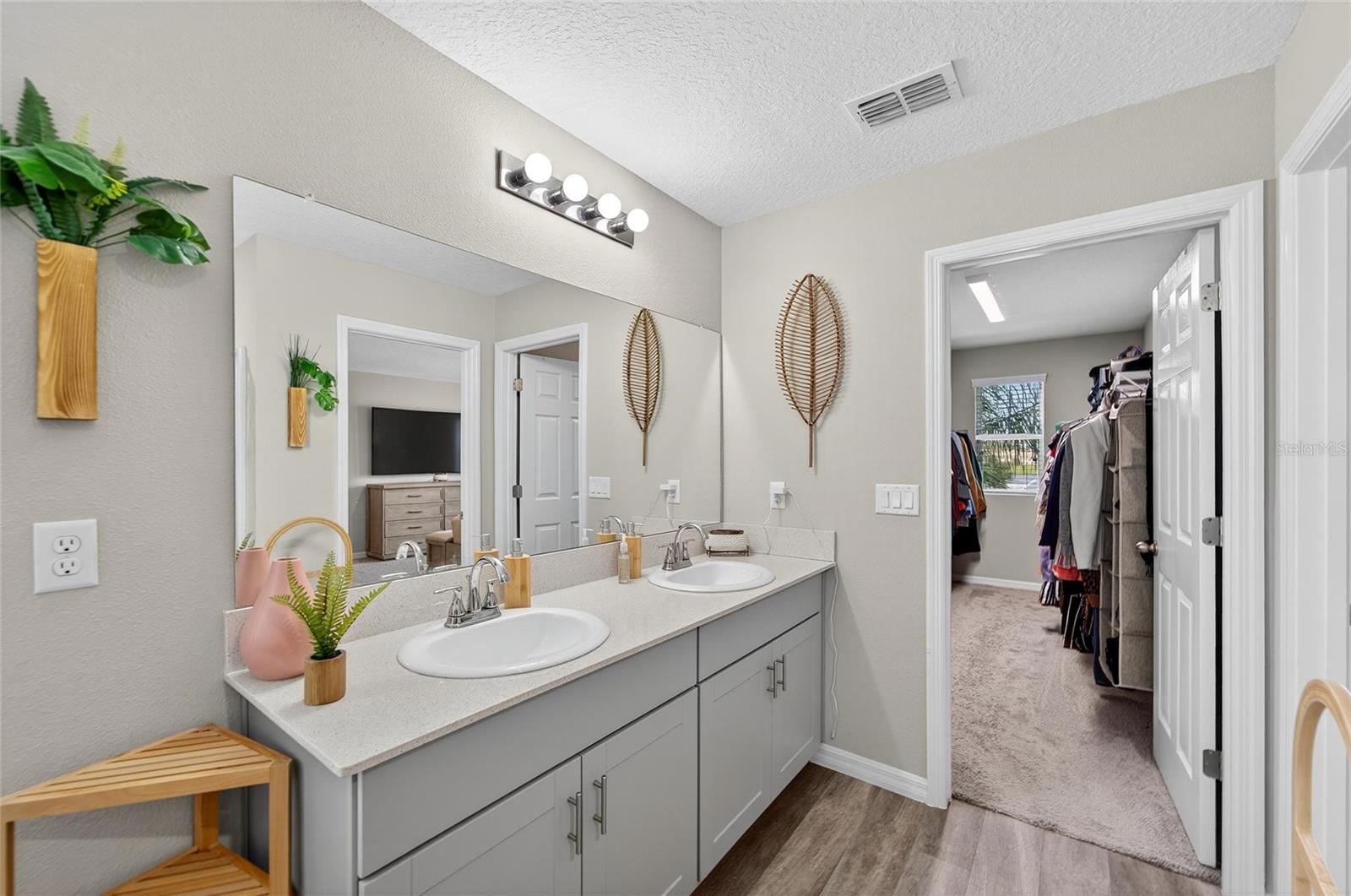 Image 29 of 70 For 12820 French Market Drive