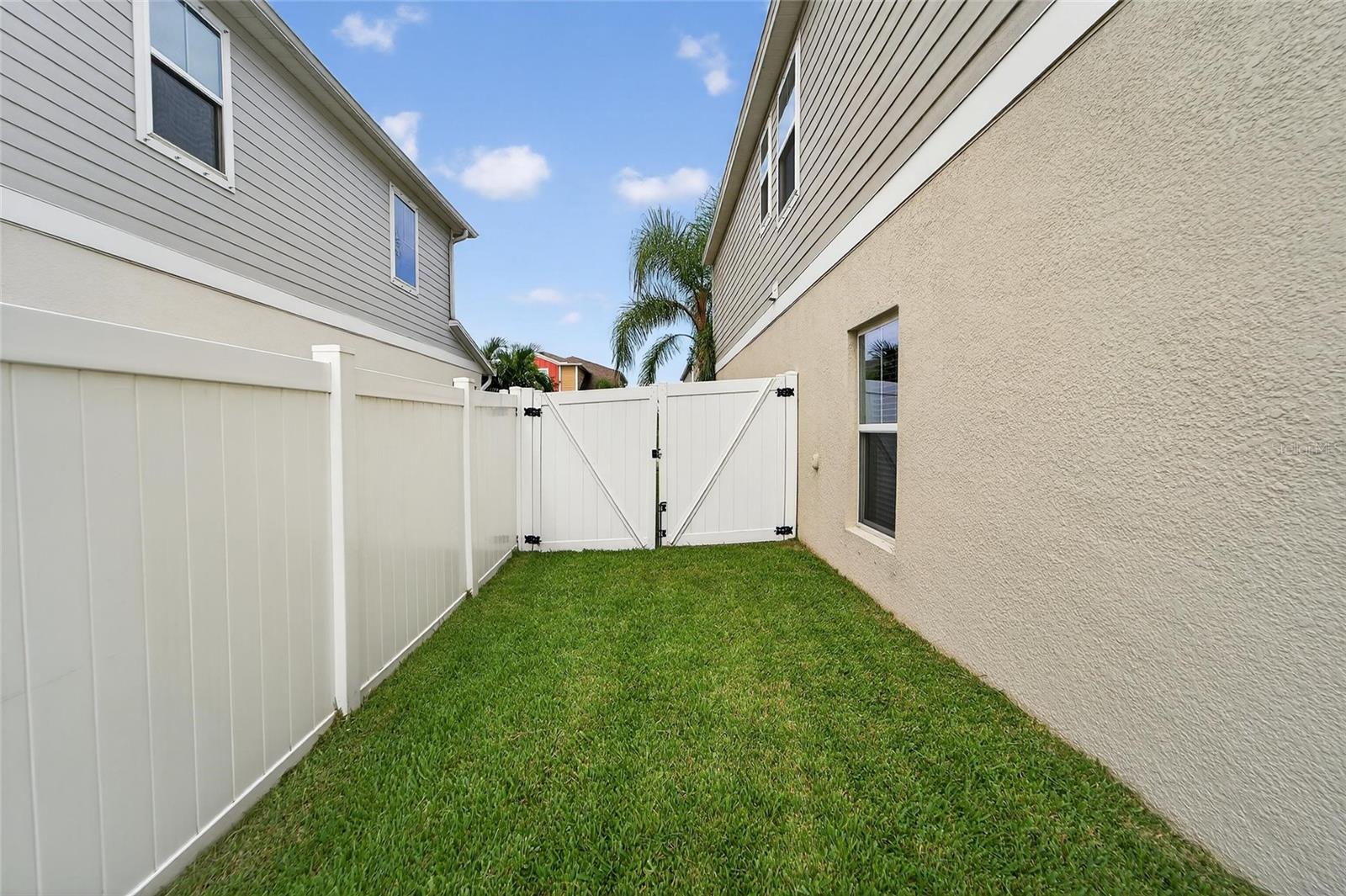 Image 47 of 70 For 12820 French Market Drive