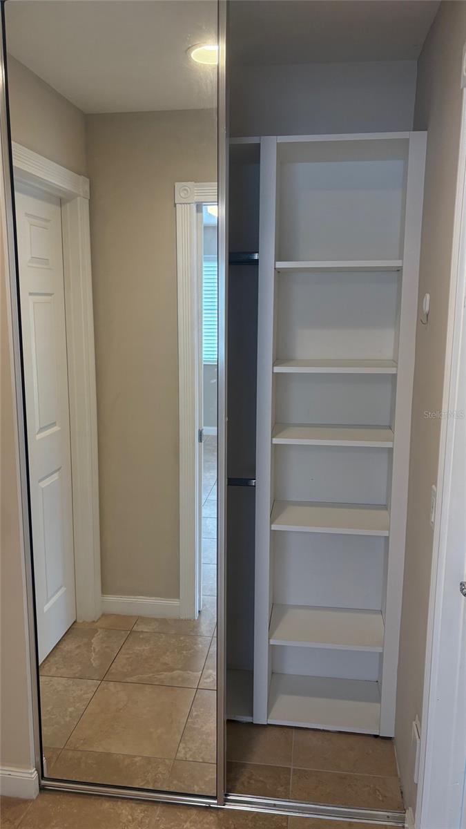 Image 12 of 28 For 11887 Delfina Ln