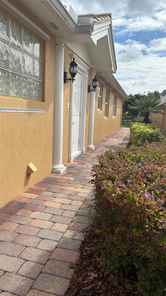 Image 2 of 28 For 11887 Delfina Ln