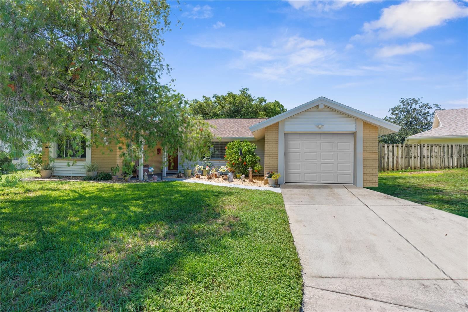 Details for 12203 Buttonwood Row, HUDSON, FL 34667