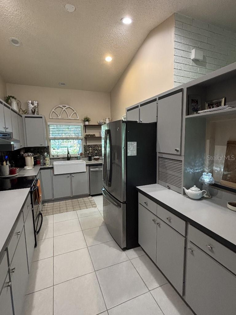 Image 9 of 14 For 3326 49th Street