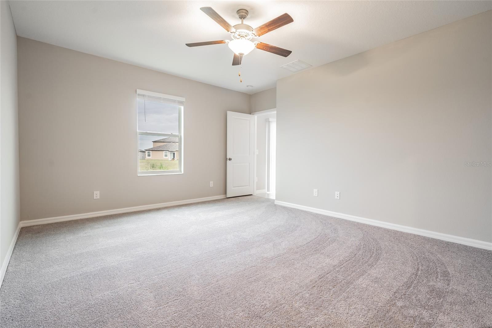 Image 29 of 71 For 31807 Barrel Wave Way