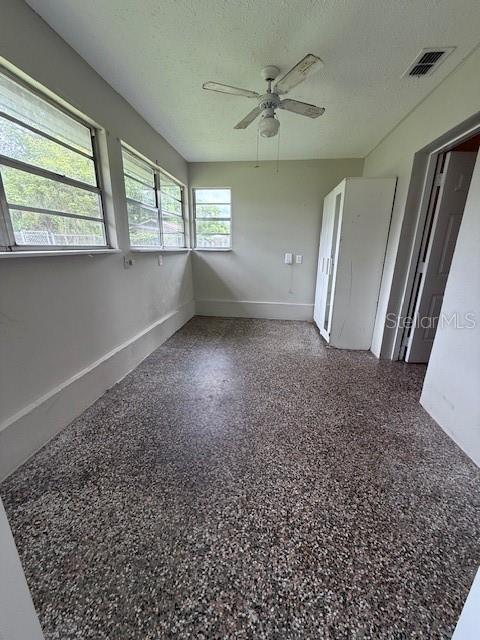 Image 15 of 30 For 1406 Oakdale Street