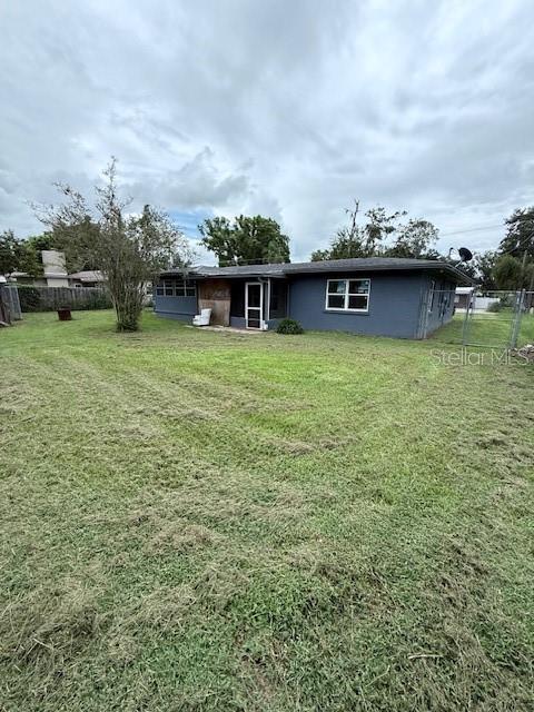 Image 4 of 30 For 1406 Oakdale Street