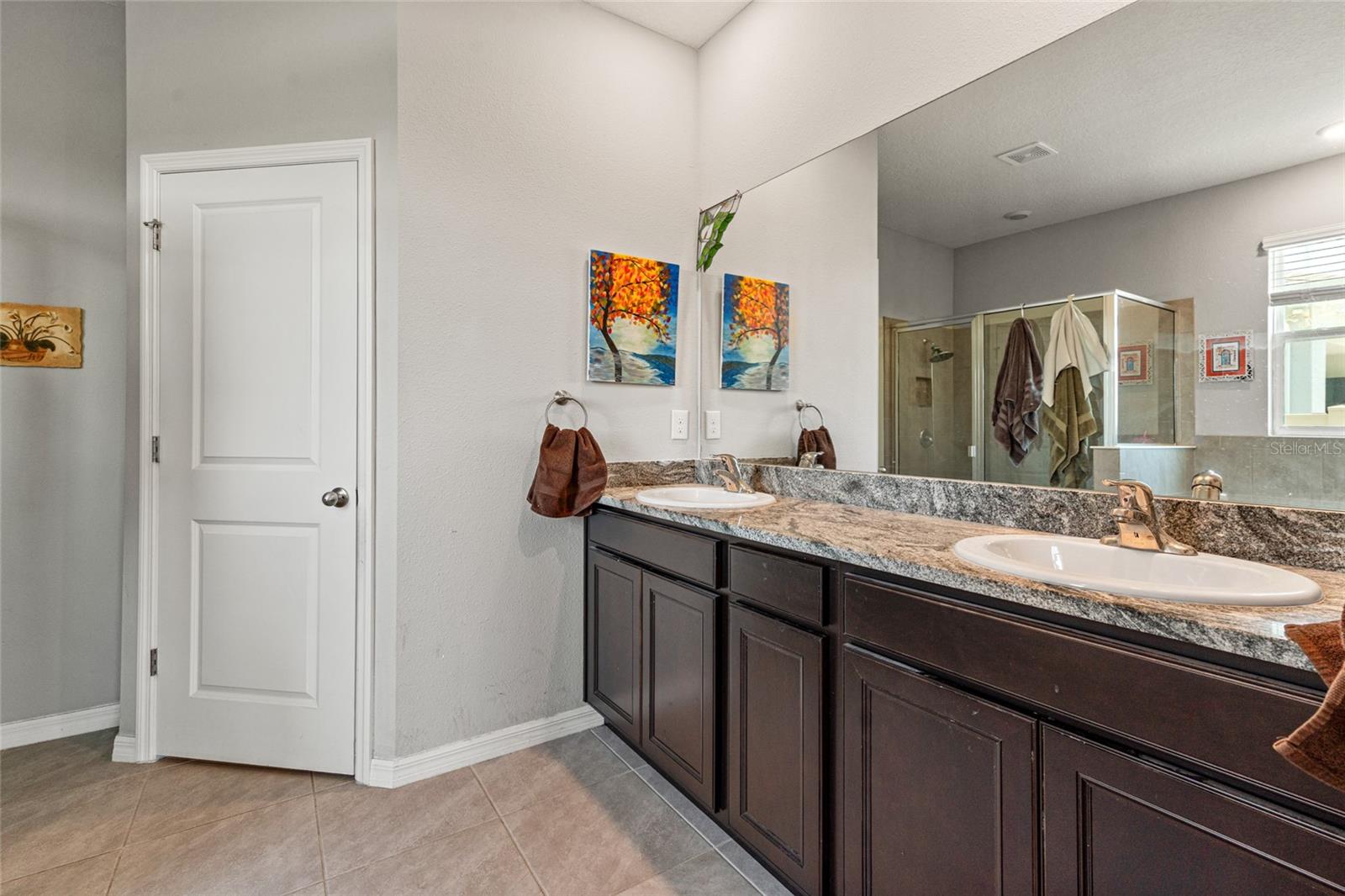 Image 17 of 36 For 7632 Odessa Court