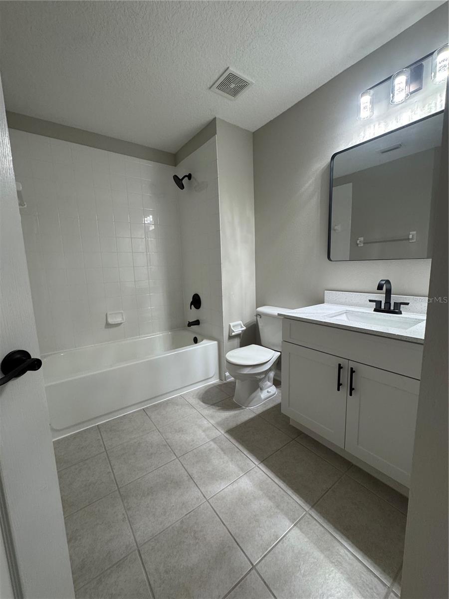 Image 24 of 36 For 4814 Pond Ridge Drive