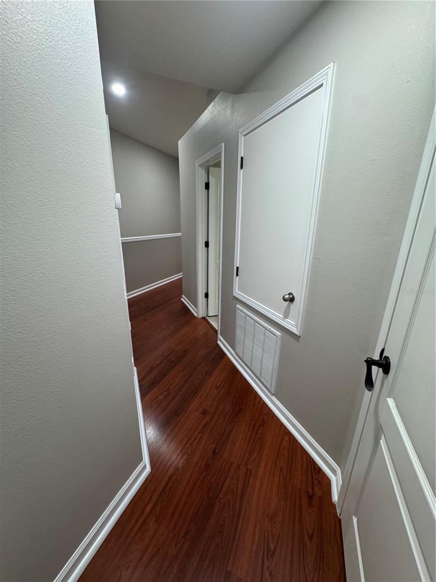 Image 30 of 36 For 4814 Pond Ridge Drive