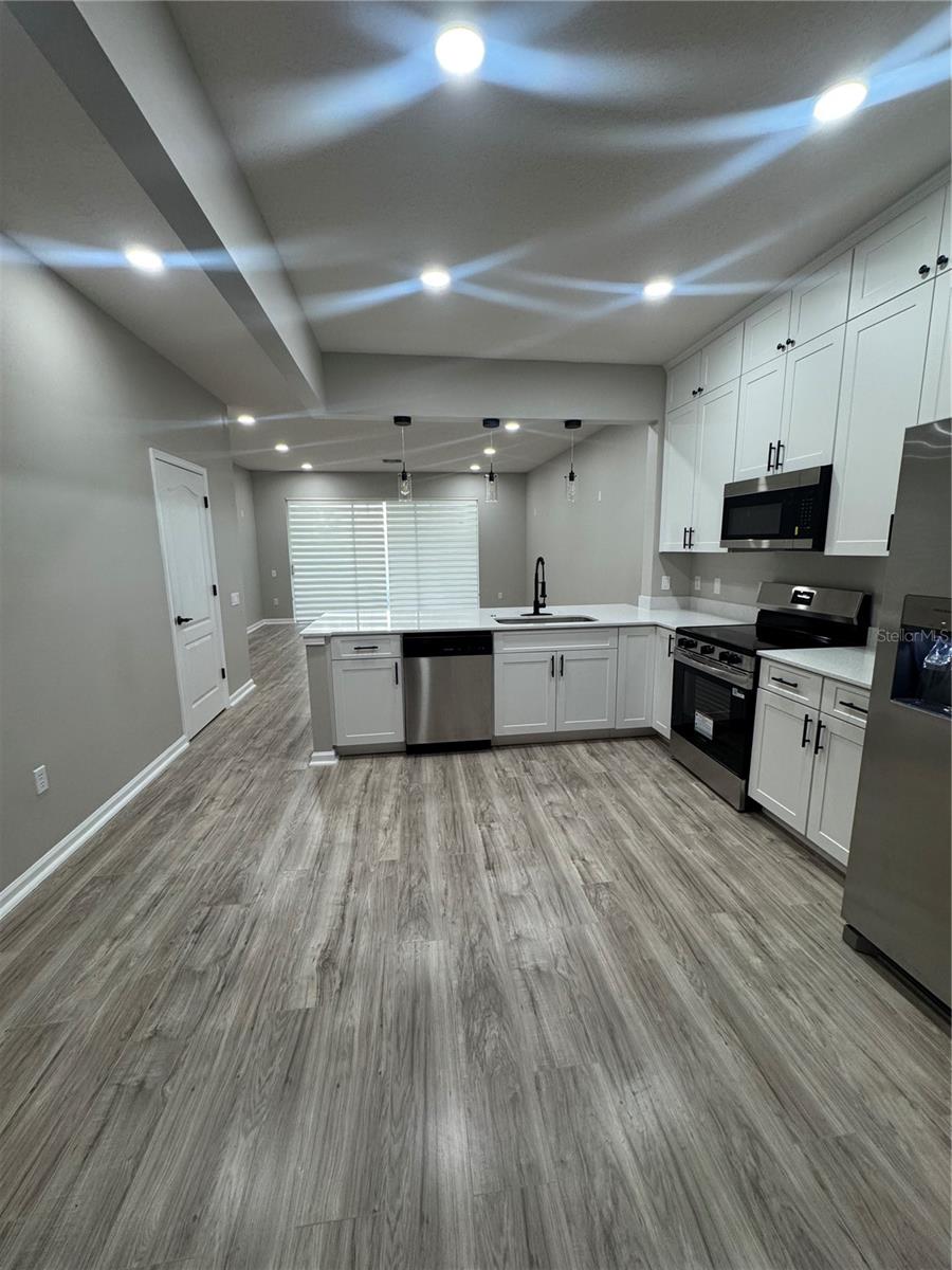 Image 6 of 36 For 4814 Pond Ridge Drive