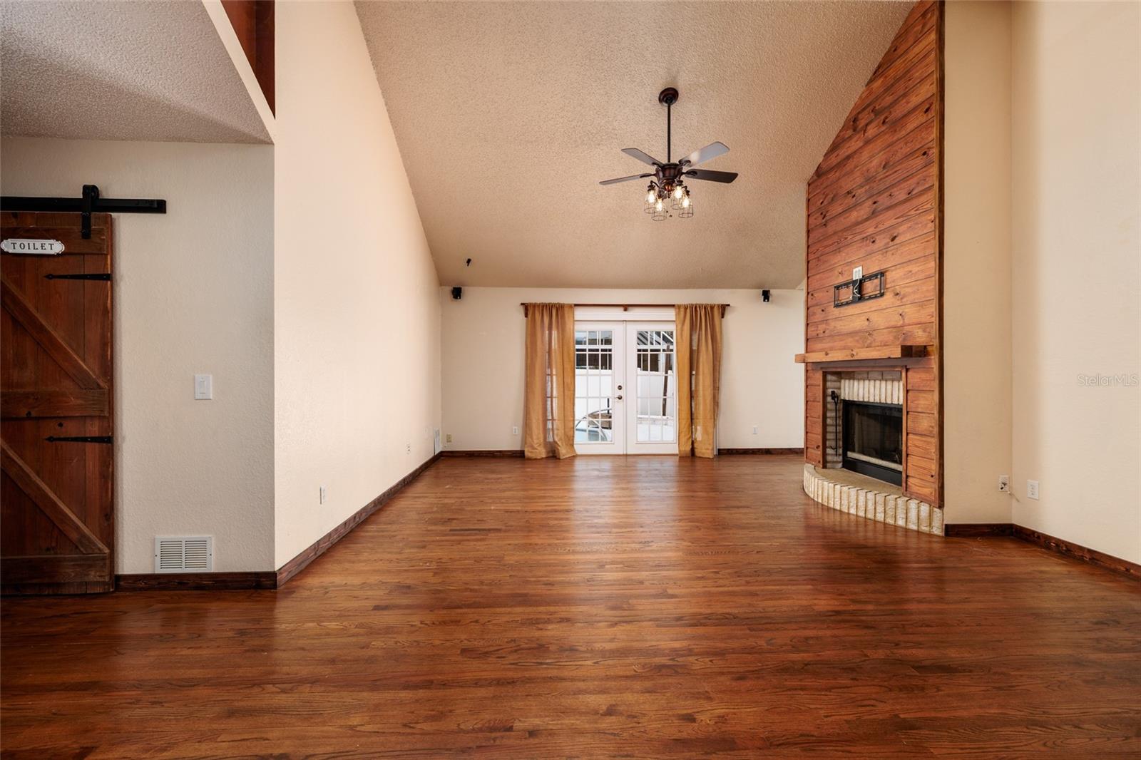 Image 9 of 56 For 10276 60th Circle N