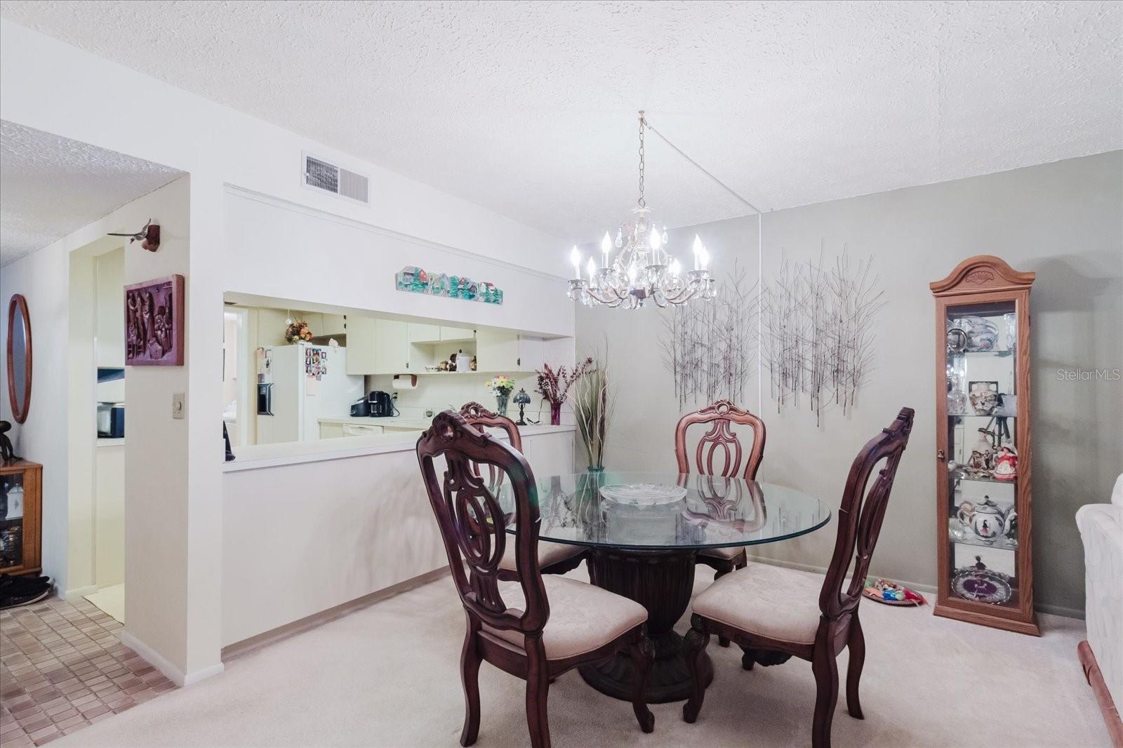 Image 31 of 76 For 7614 Radcliffe Circle 110b