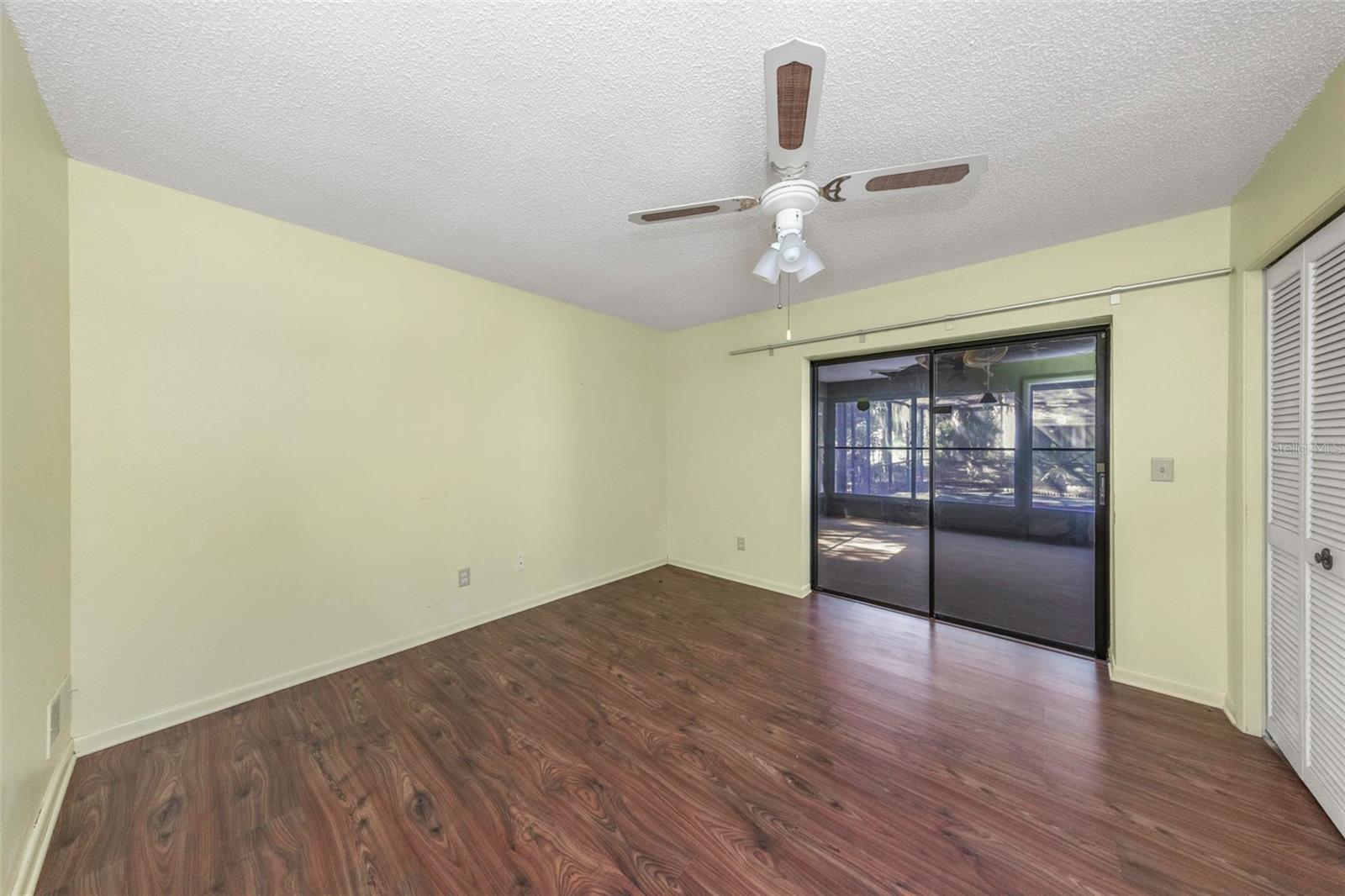 Image 27 of 37 For 2894 Rollingwood Court