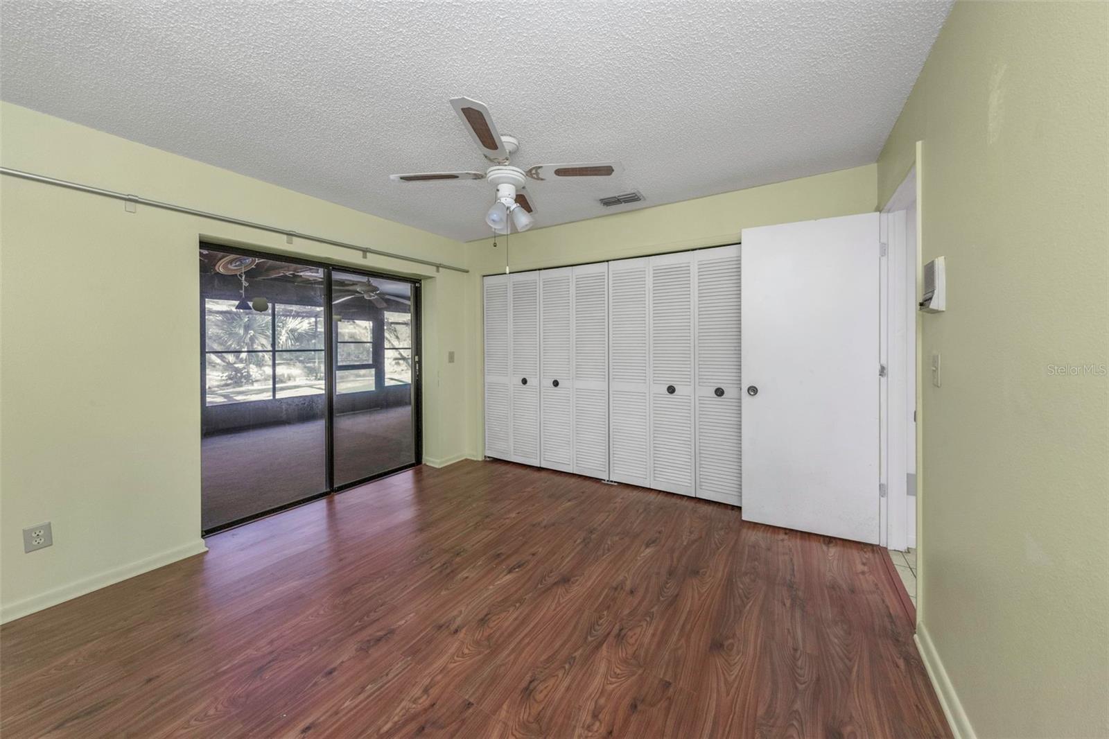 Image 28 of 37 For 2894 Rollingwood Court