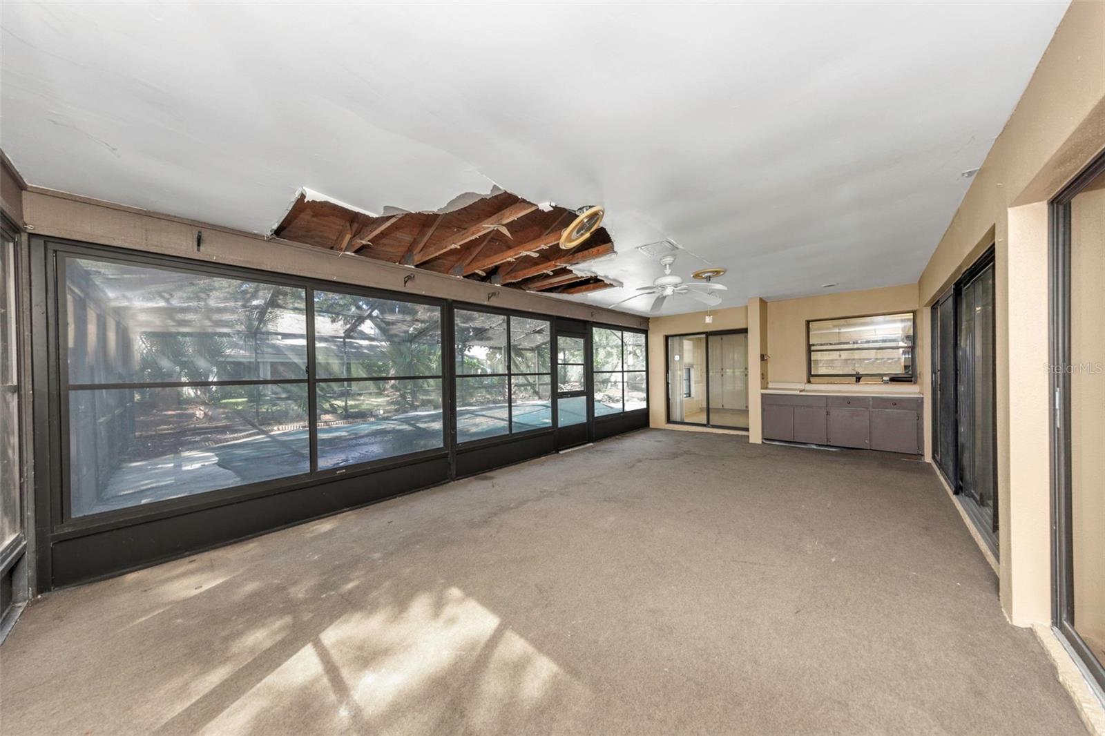 Image 7 of 37 For 2894 Rollingwood Court